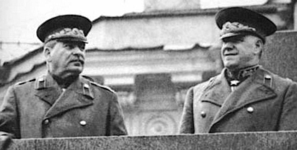 Жуков и Сталин, почему Жуков попал в опалу, взаимоотношения Жукова и Сталина