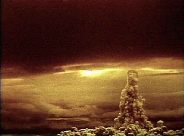 «гриб» от советской термоядерной бомбы АН602