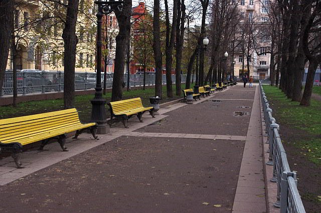 Скамейка воланда на патриарших фото