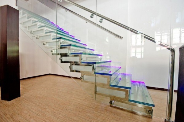 стеклянная лестница25