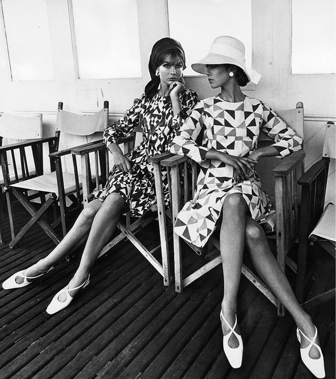 мода 60 годы 20 века, женские шляпки, платье