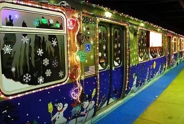 метро Москва новогодний поезд