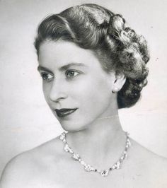 фото королевы Елизаветы в молодости