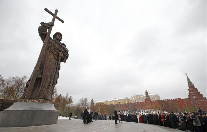 Путин открыл памятник князю Владимиру в Москве. Что сказал? Фото памятника?