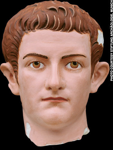голова Калигулы