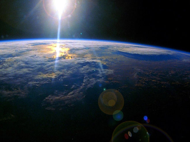 Земля из космоса; Атмосфера Земли; планета