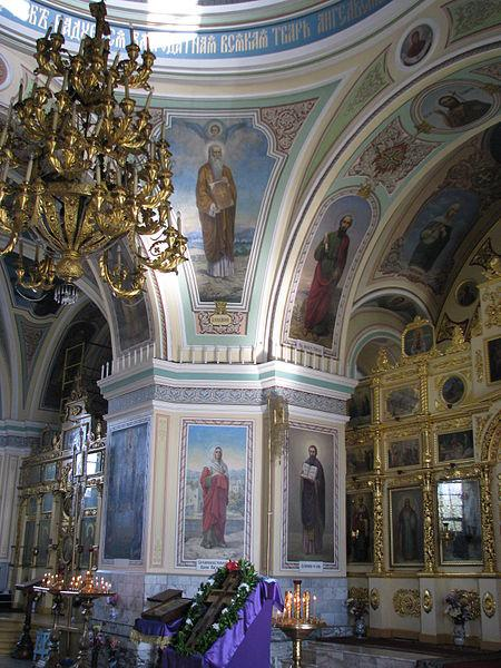 какое название носит Кафедральный собор Барнаула