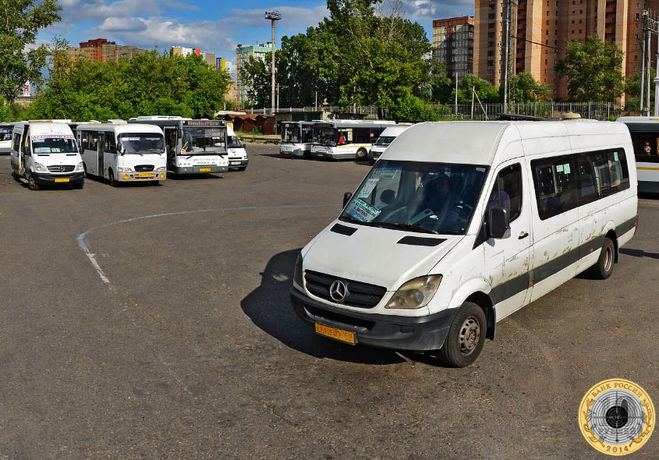 Фотография маршрутного такси в Красногорске