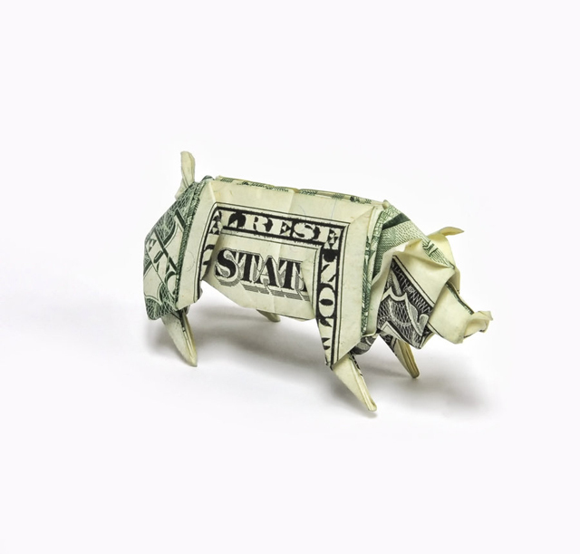 как сделать свинью из денежной купюры поэтапно