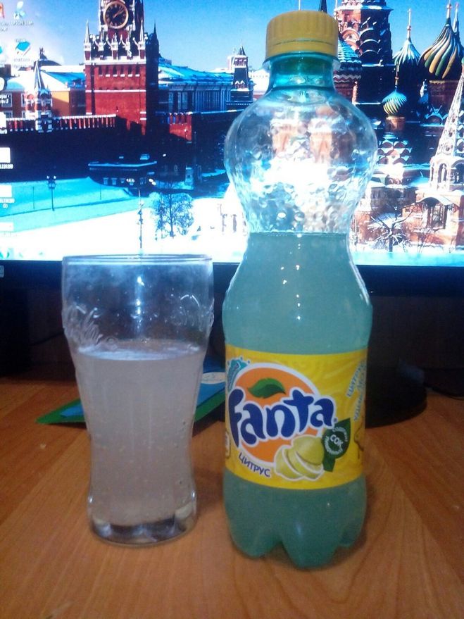 Фанта дома. Фанта синяя цитрус. Fanta голубая. Fanta синяя. Вкусы фанты цитрус.