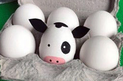 Корова из яйца поделка с детьми