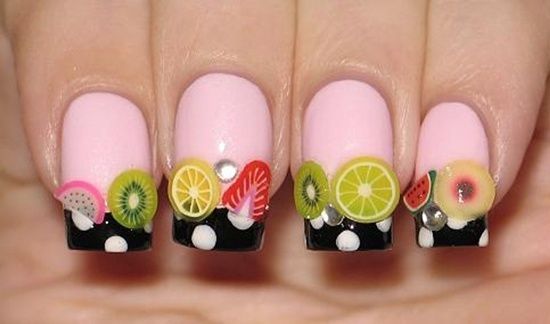 рисунок на ногтях с фруктами