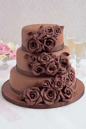 торт с розами из шоколада