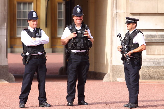 "бобби", полиция Великобритании