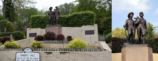 Памятник Тому Сойеру и Гекльберри Финну