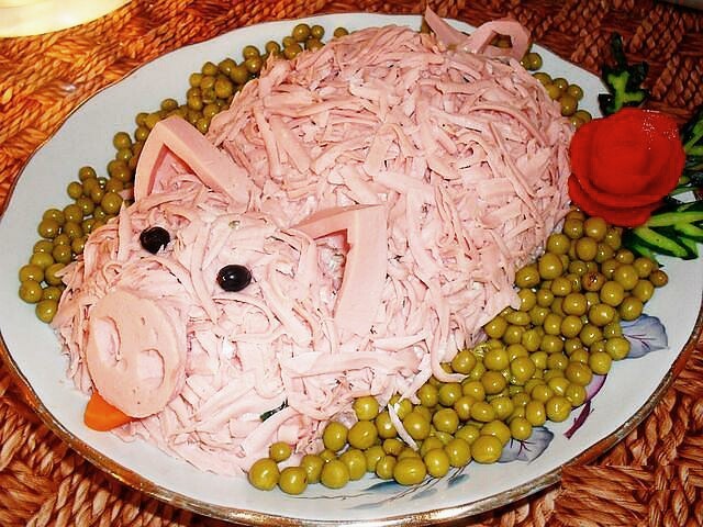 салат оливье год свиньи