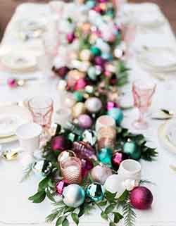 елочные шары для сервировки стола на Новый год