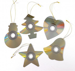 игрушки на елку из CD-диска своими руками
