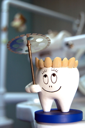 С какого сайта отправить поздравления с днём стоматолога 9 февраля 2014?