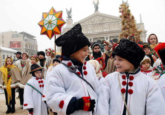 Новый год и Рождество 2017 в Украине: куда лучше поехать?