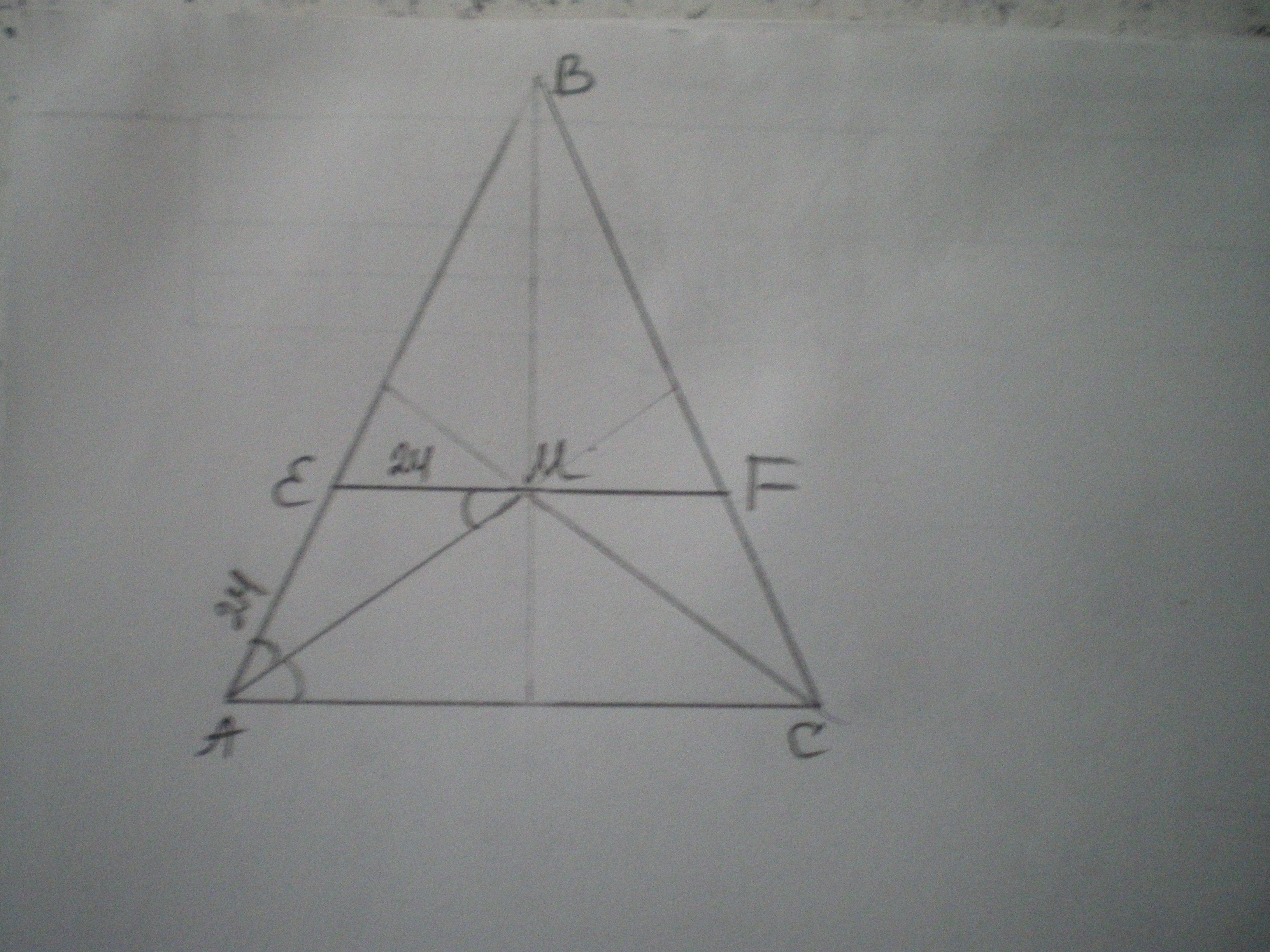 Al биссектриса равнобедренного треугольника abc. Треугольник ABC равнобедренный EF биссектриса. Биссектриса угла при основании. Прямая параллельная основанию АС равнобедренного треугольника АВС. Отрезок CK биссектриса треугольника ABC AC 45 AK.