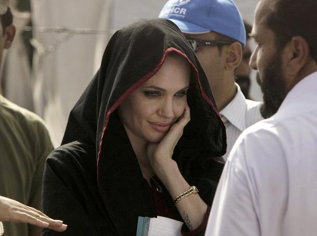 Анджелина Джоли встречается с арабским шейхом? Он миллиардер, подробности?