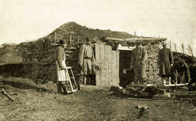 текст при наведении - Кузница у мещеряков. Фото Круковского, 1897.