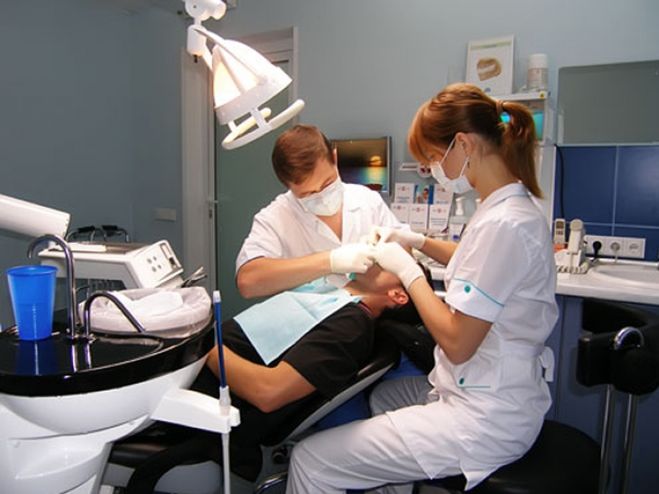 Как интересно назвать частный  кабинет врача- стоматолога?