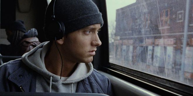 «8 миля» («8 Mile», реж. Кёртис Хэнсон, 2002)