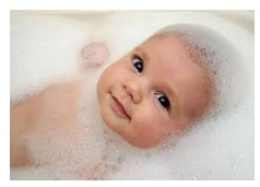правильное купание ребёнка, как сделать чтобы шампунь не резал глаза