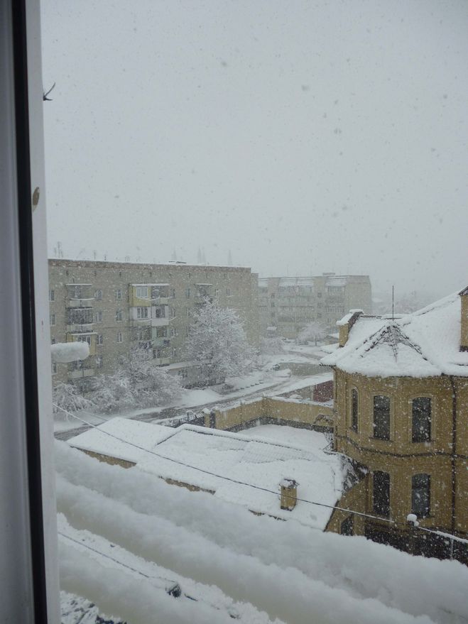 Снег в Черкесске, 10 апреля 2015