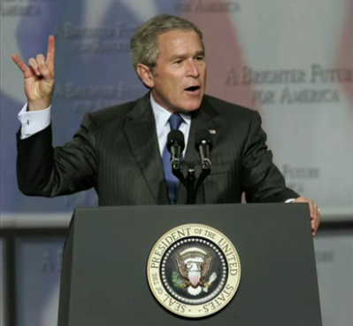 Буш шокирует такими знаками ...