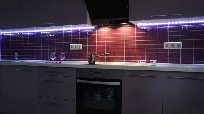 светодиодная подсветка кухонного шкафа