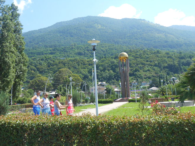 памятник абхазо-грузинской войне