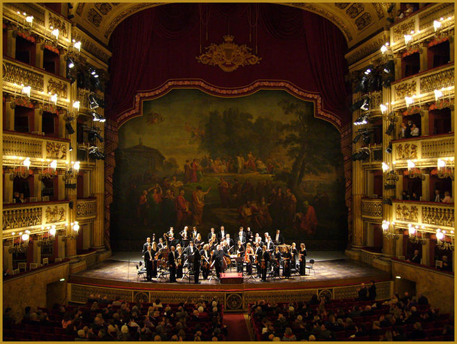 Оперный театр за границей